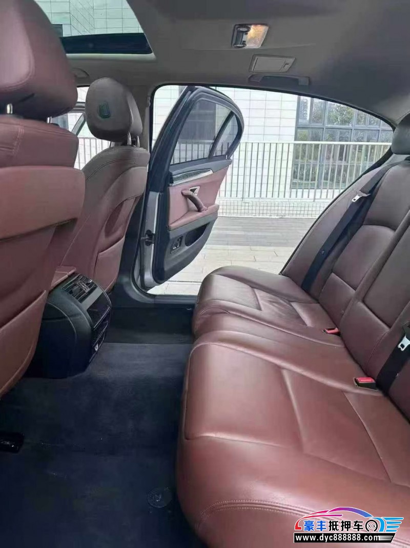 16年宝马5系轿车抵押车出售