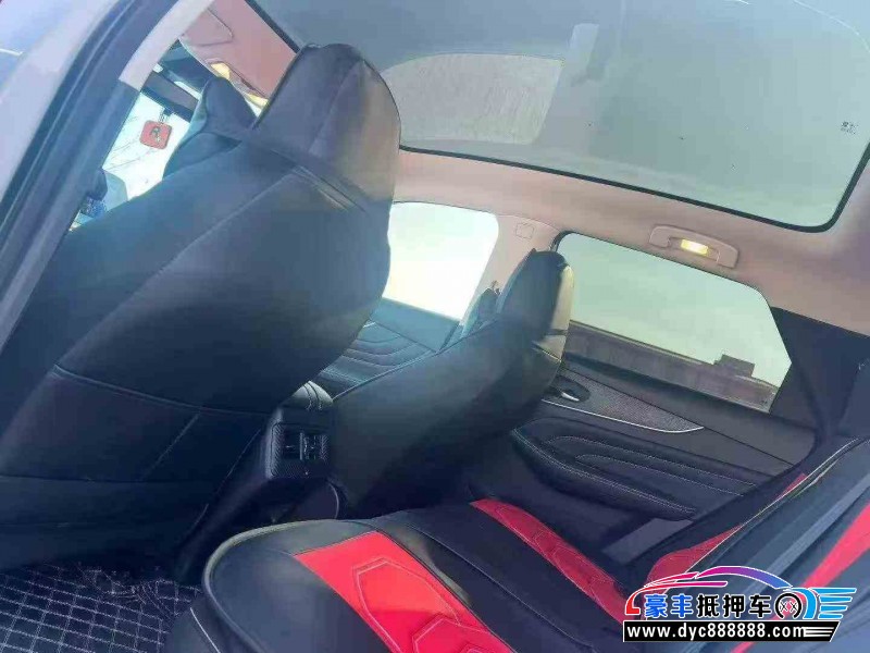 25年启辰大V轿车抵押车出售