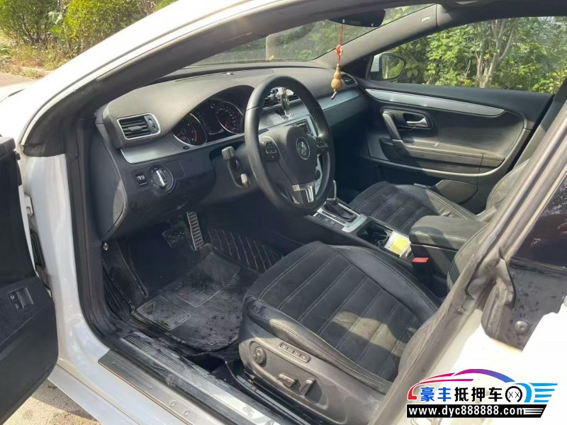 17年大众CC轿车抵押车出售