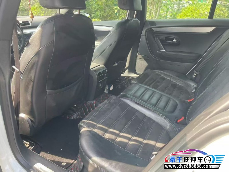 17年大众CC轿车抵押车出售
