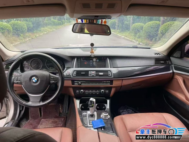 17年宝马5系轿车抵押车出售