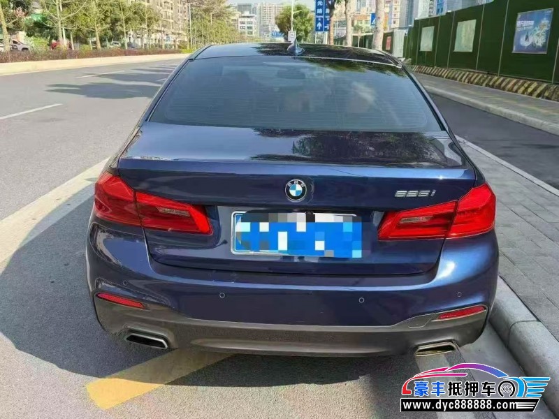 18年宝马5系轿车抵押车出售