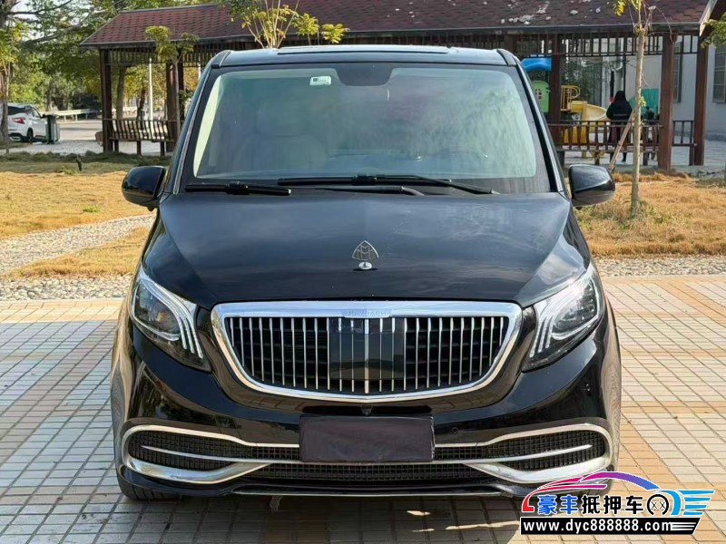 22年奔驰威霆轿车抵押车出售