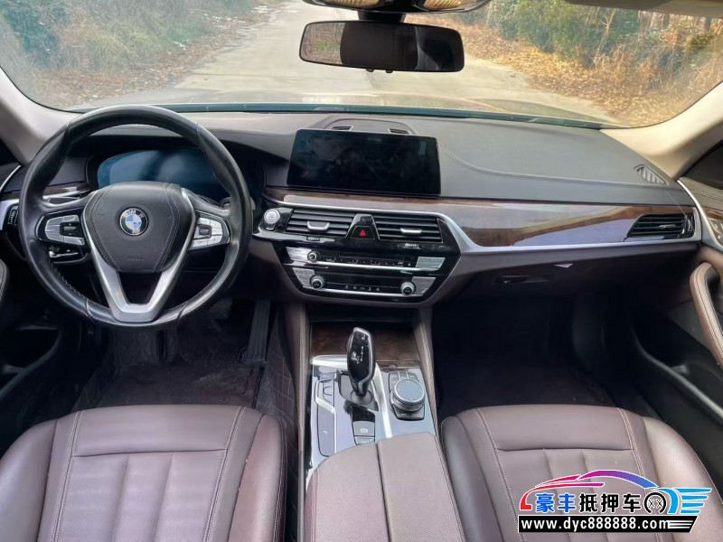 19年宝马5系轿车抵押车出售