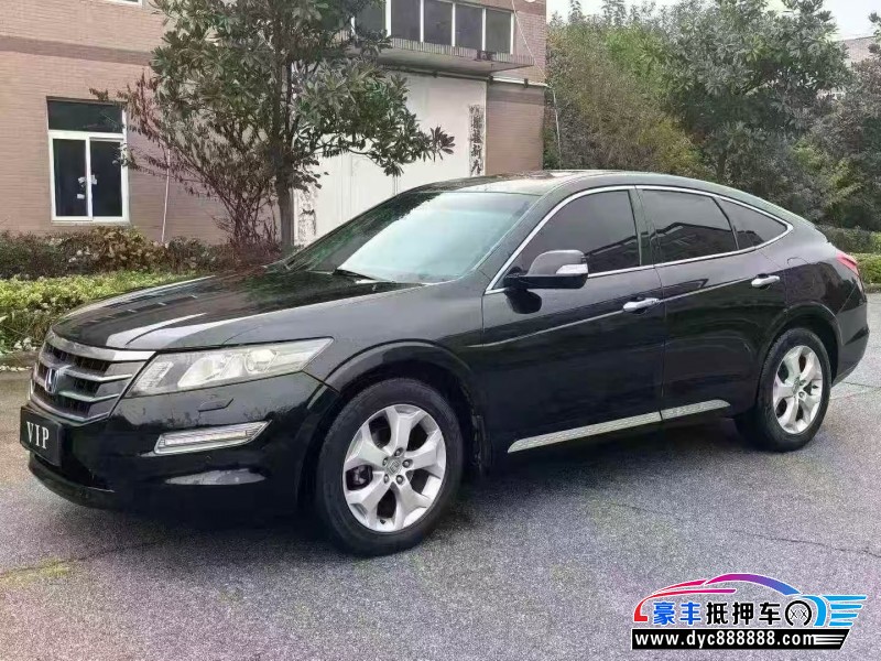 14年本田歌诗图轿车抵押车出售