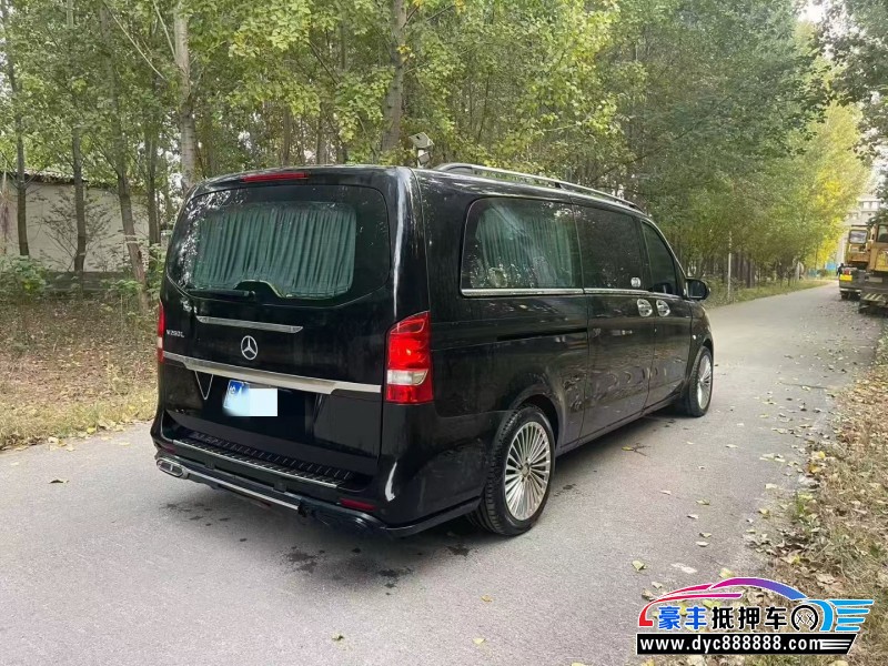 20年奔驰威霆轿车抵押车出售