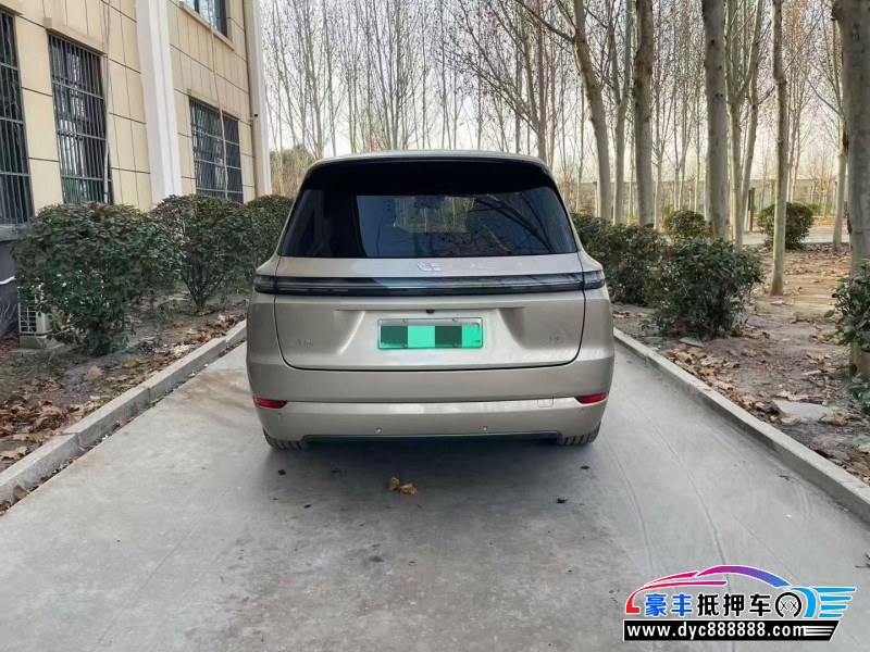 23年理想L9轿车抵押车出售