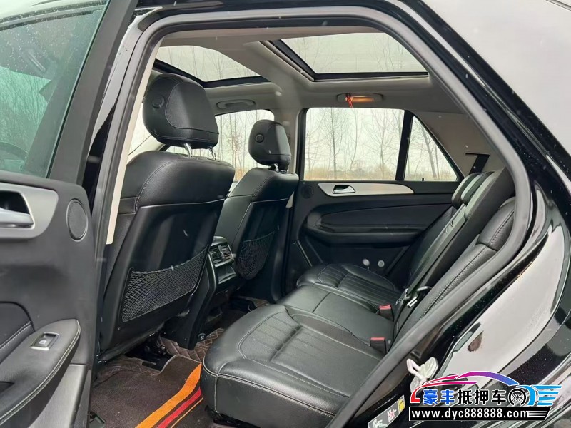 16年奔驰GLE轿车抵押车出售