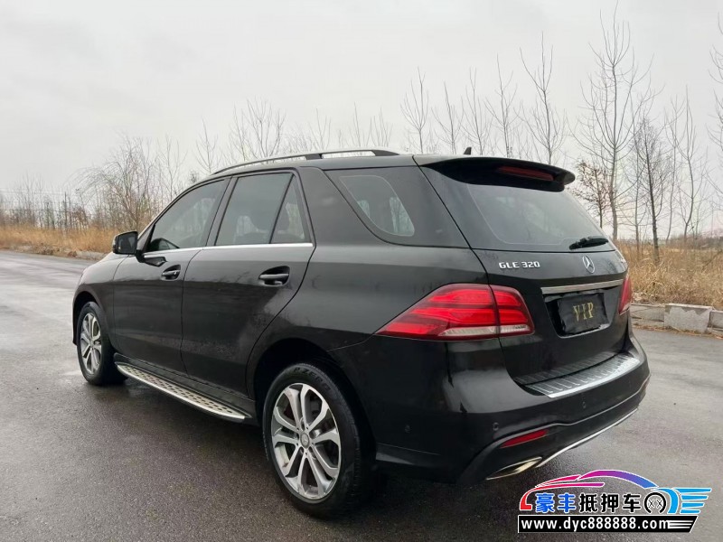 16年奔驰GLE轿车抵押车出售