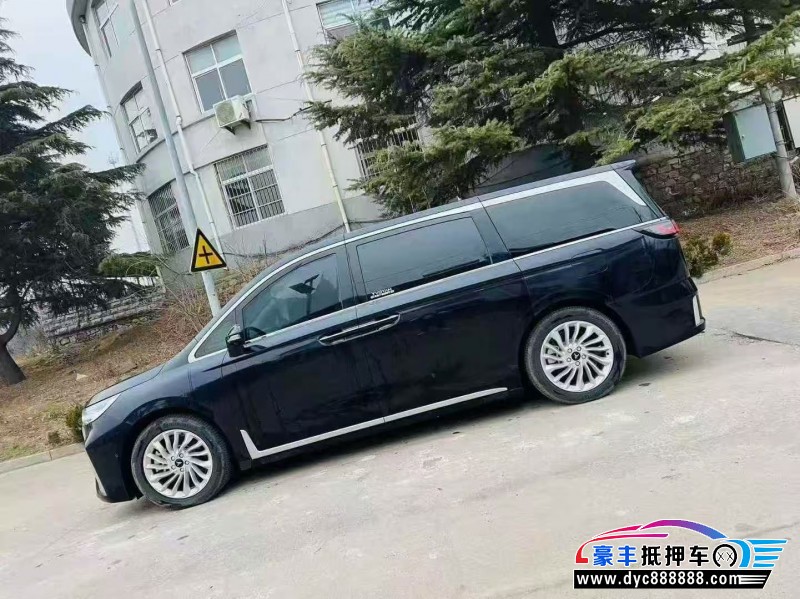 24年岚图梦想家轿车抵押车出售