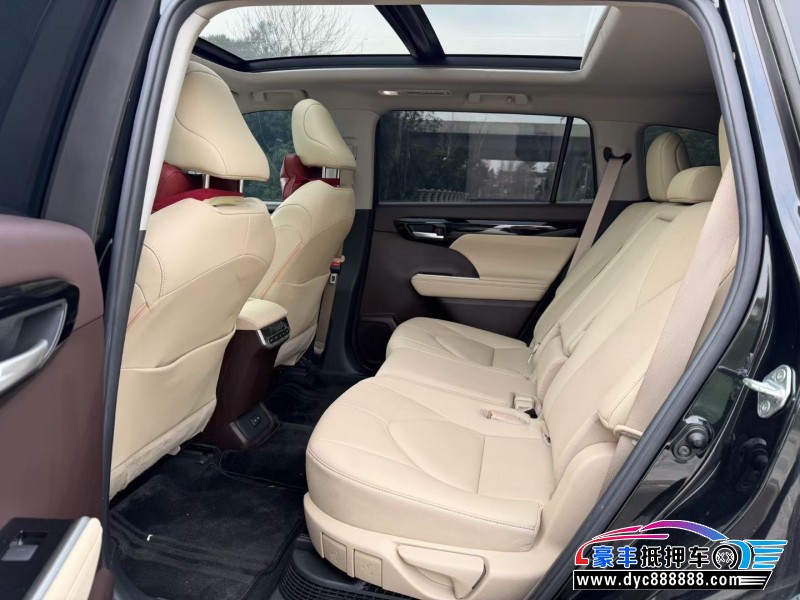 23年丰田汉兰达轿车抵押车出售