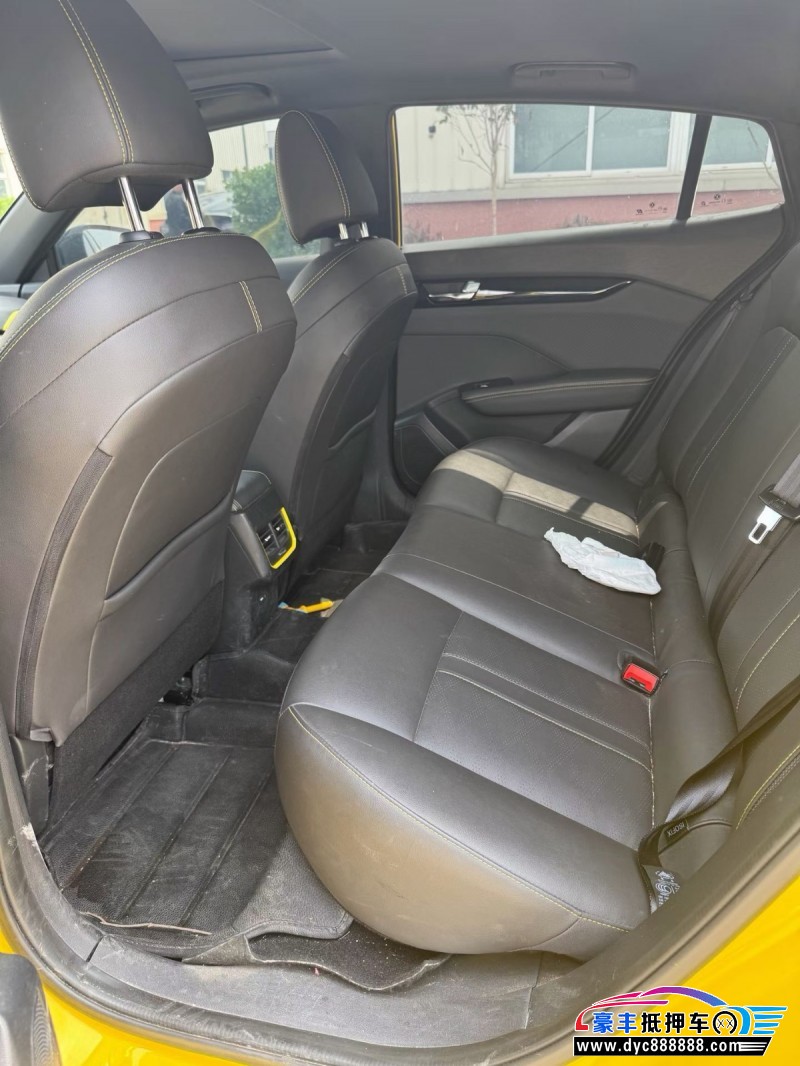 22年东风风神奕炫轿车抵押车出售