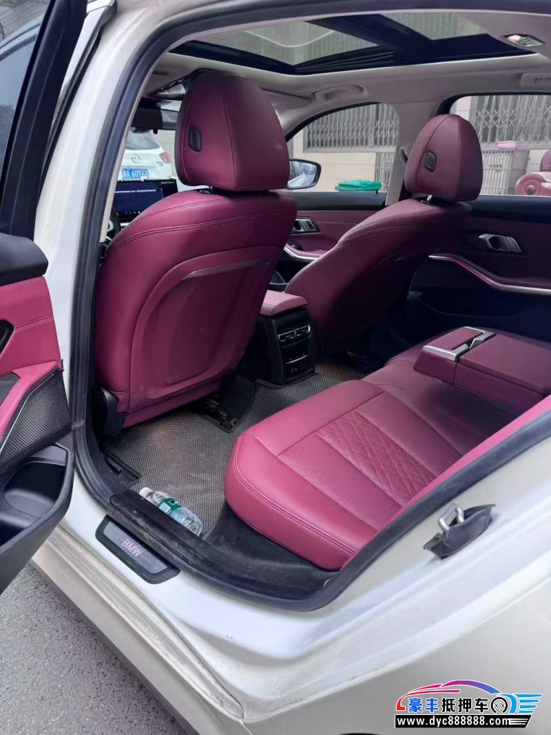 24年宝马i3轿车抵押车出售