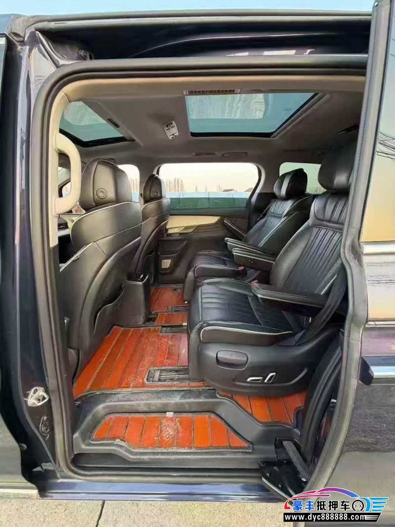 21年荣威imax8轿车抵押车出售