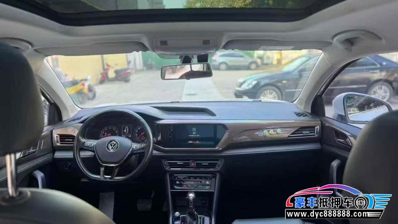 22年大众途岳轿车抵押车出售