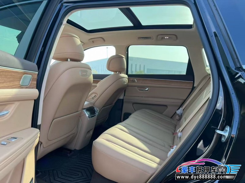 25年华为问界轿车抵押车出售