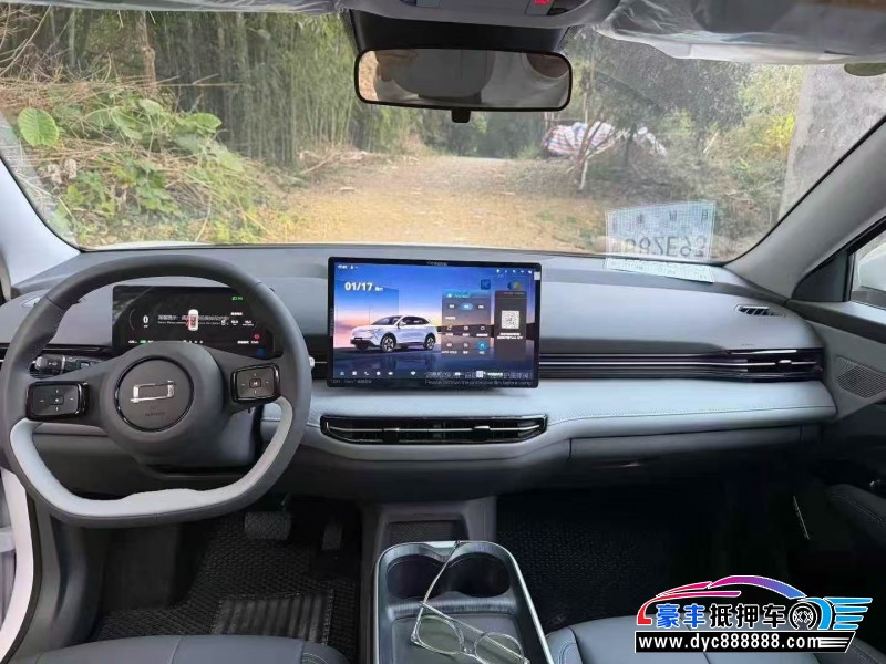 26年奔腾悦意轿车抵押车出售