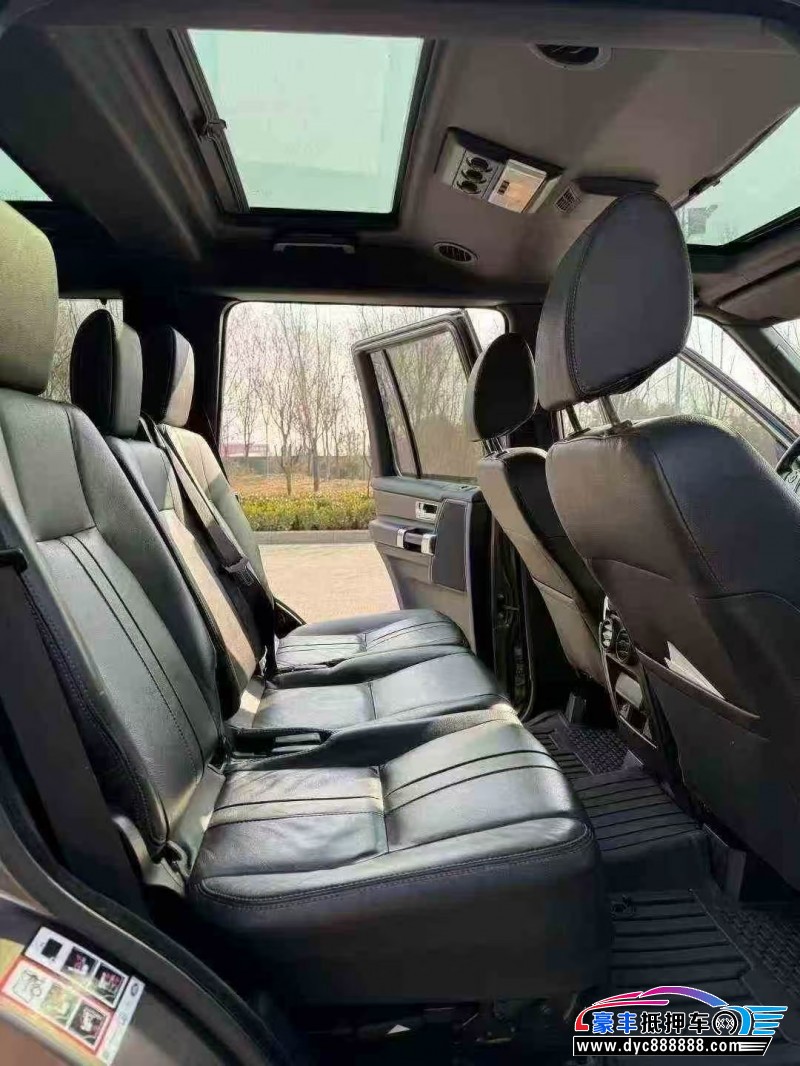 16年路虎发现4轿车抵押车出售