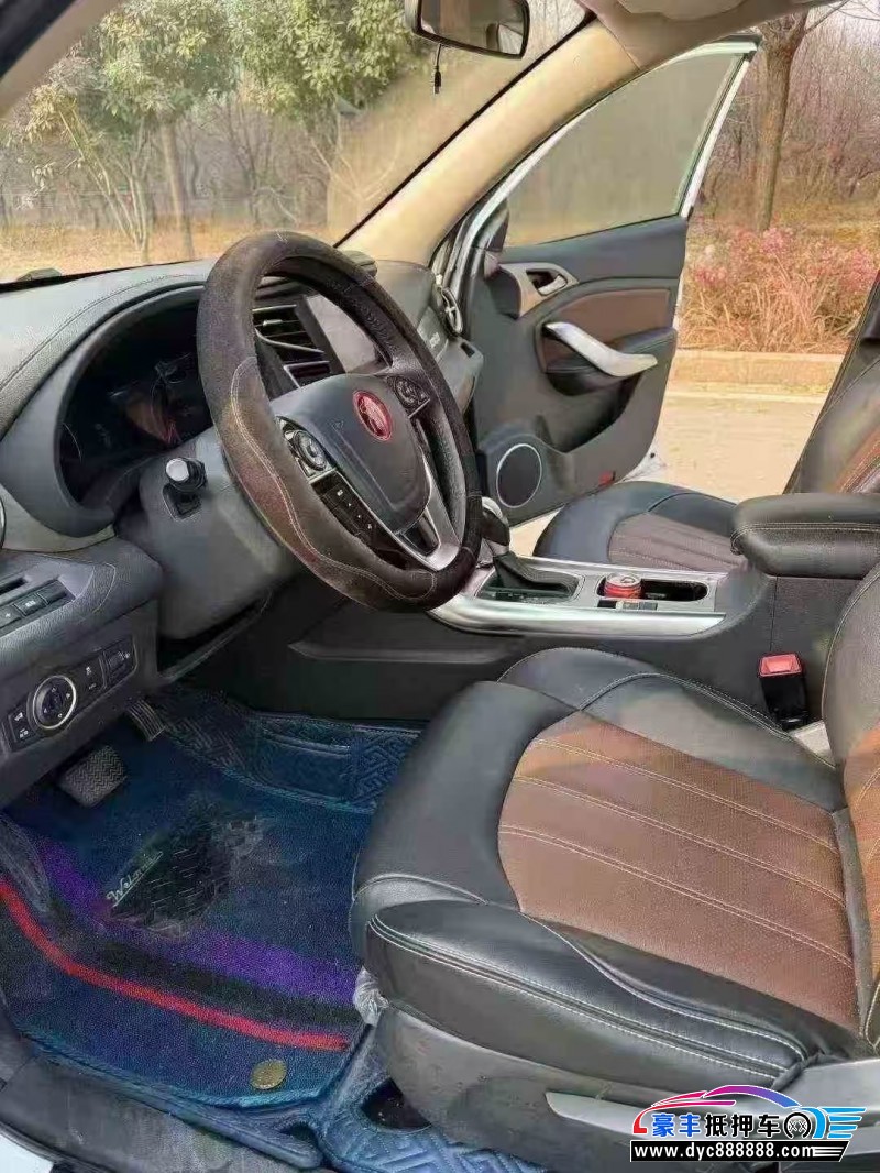 18年比亚迪宋轿车抵押车出售