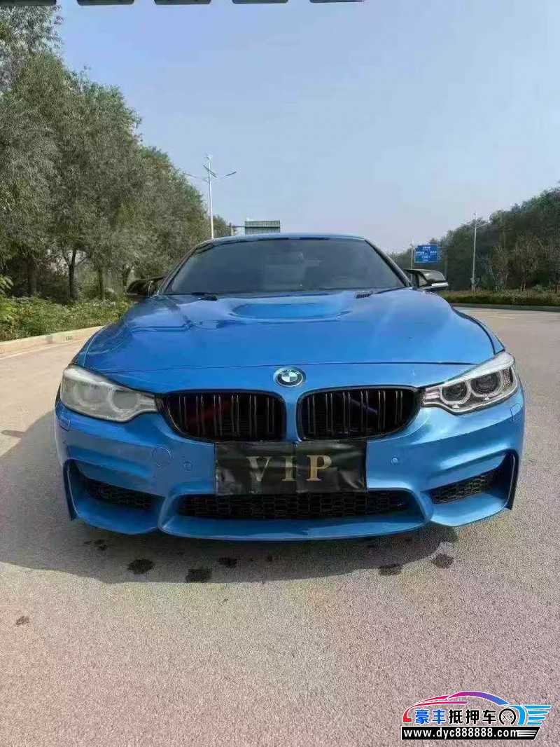 抵押车出售14年宝马4系轿车