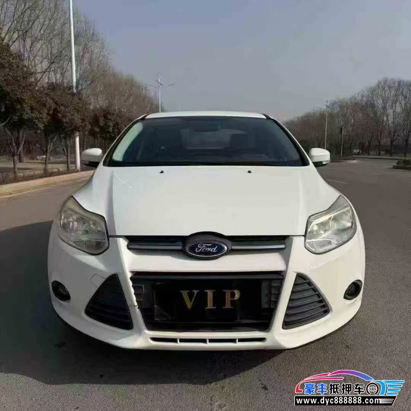 抵押车出售15年福特福克斯轿车