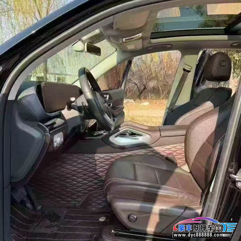 19年奔驰GLE轿车抵押车出售