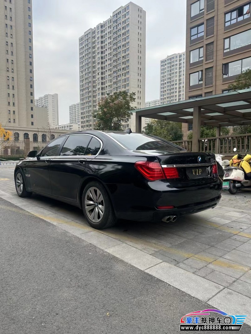 12年宝马7系轿车抵押车出售