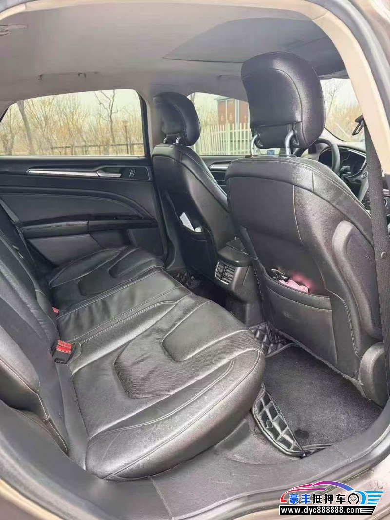 15年福特蒙迪欧轿车抵押车出售