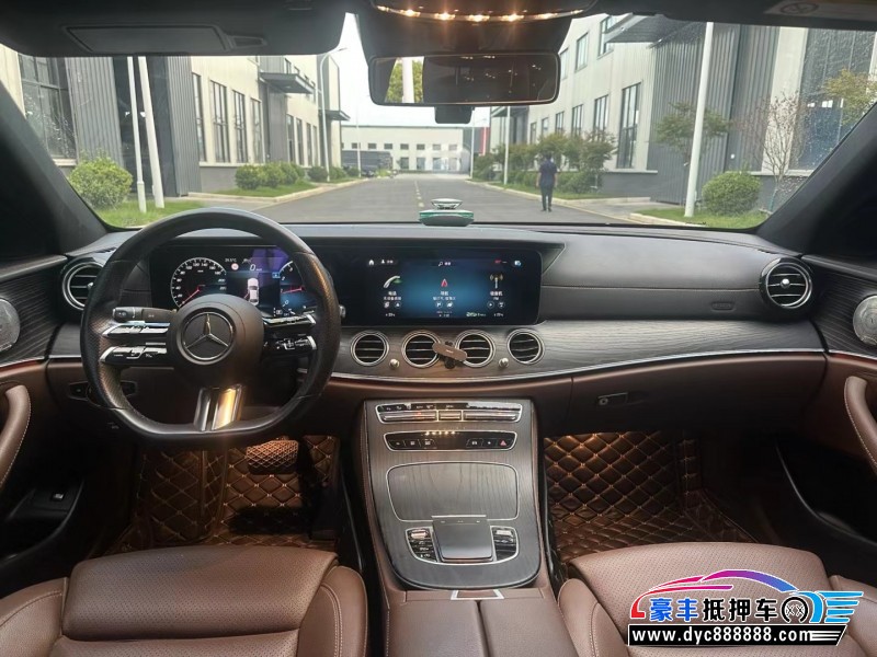 21年奔驰E轿车抵押车出售