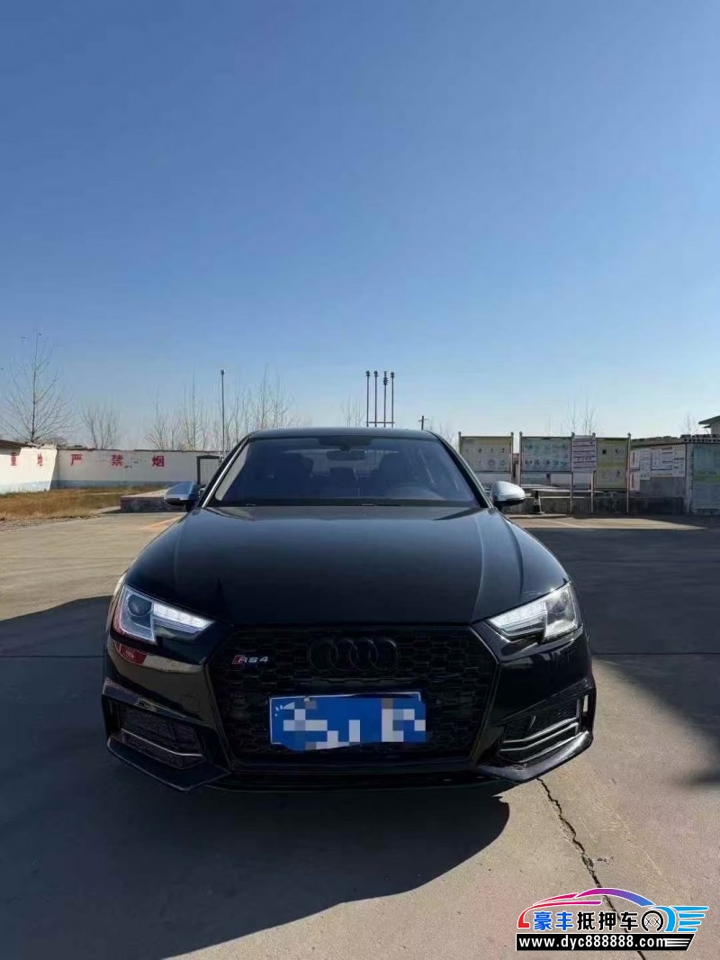 抵押车出售19年奥迪A4L轿车