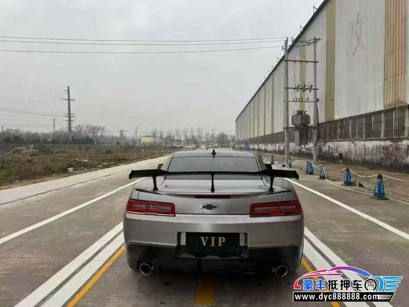 16年雪佛兰科迈罗轿车抵押车出售