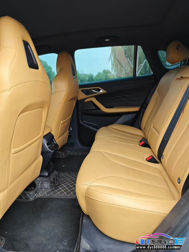 22年荣威RX5轿车抵押车出售