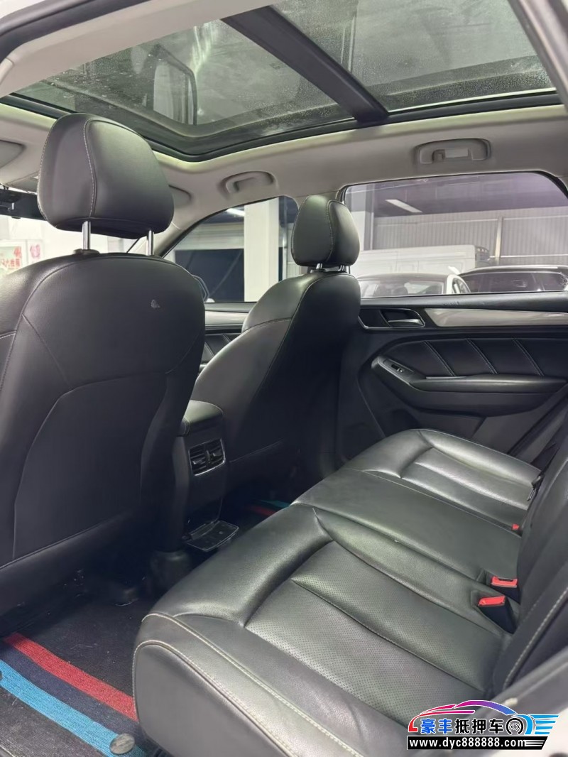 21年荣威RX5轿车抵押车出售