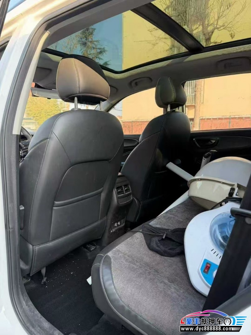 22年荣威RX5轿车抵押车出售