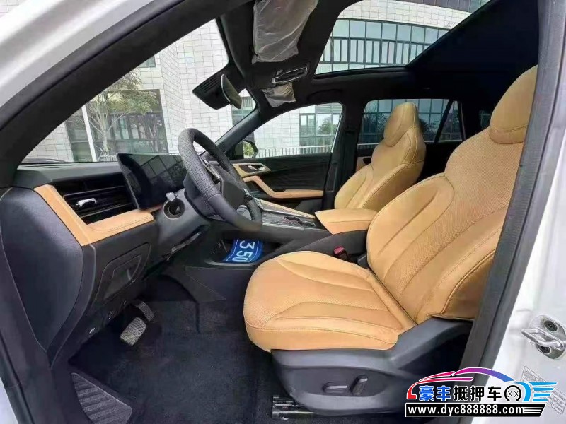 25年荣威RX5轿车抵押车出售