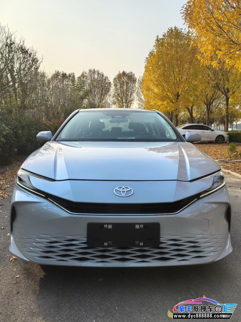 25年丰田凯美瑞轿车抵押车出售