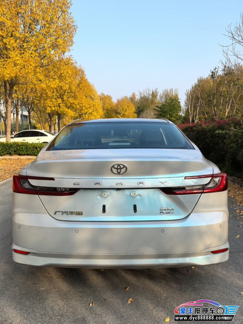 25年丰田凯美瑞轿车抵押车出售