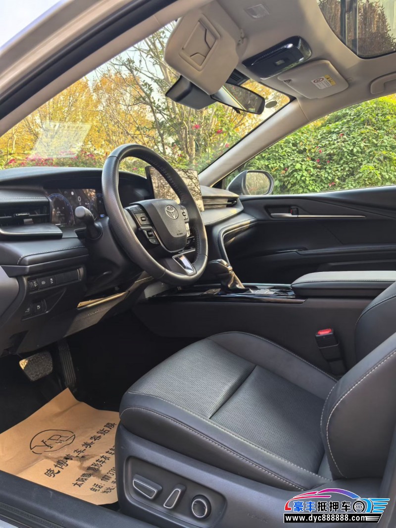 25年丰田凯美瑞轿车抵押车出售