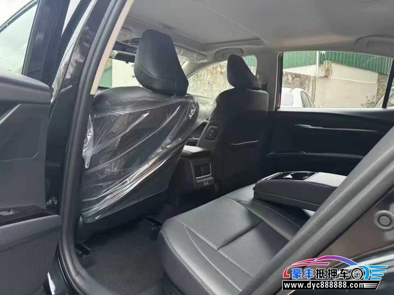 25年丰田凯美瑞轿车抵押车出售