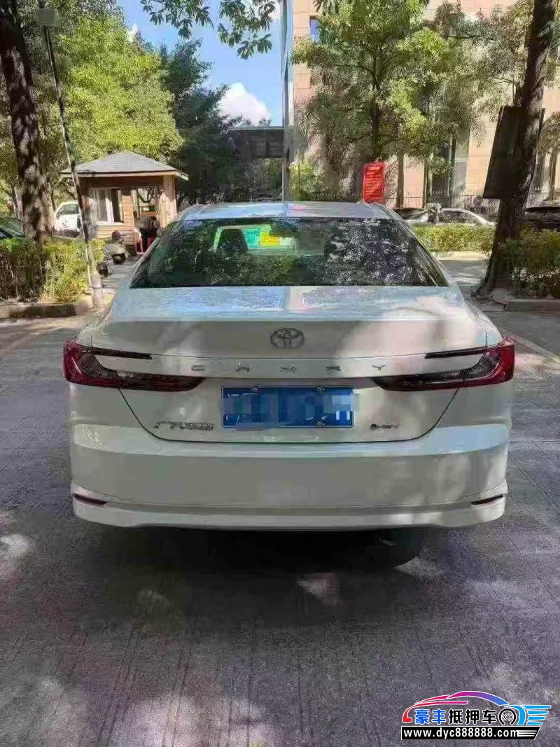 25年丰田凯美瑞轿车抵押车出售