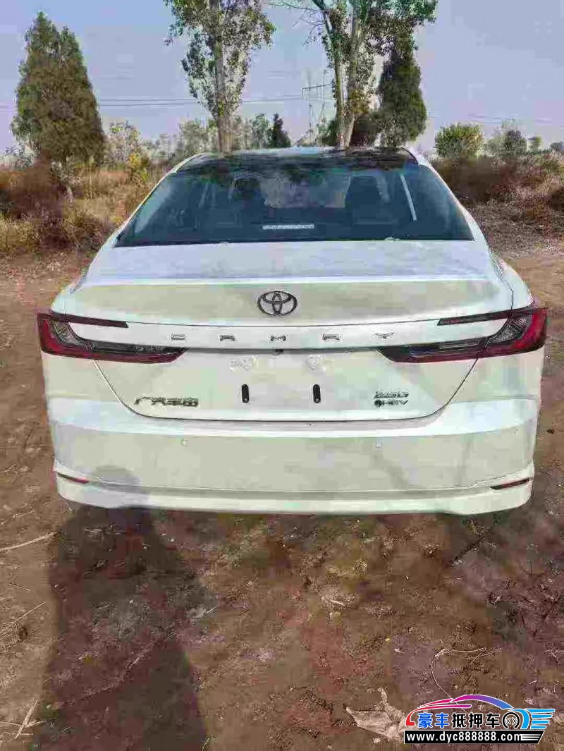 25年丰田凯美瑞轿车抵押车出售