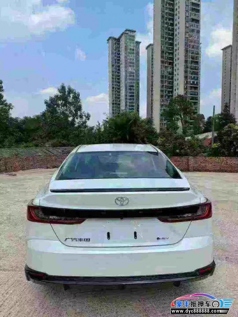 25年丰田凯美瑞轿车抵押车出售