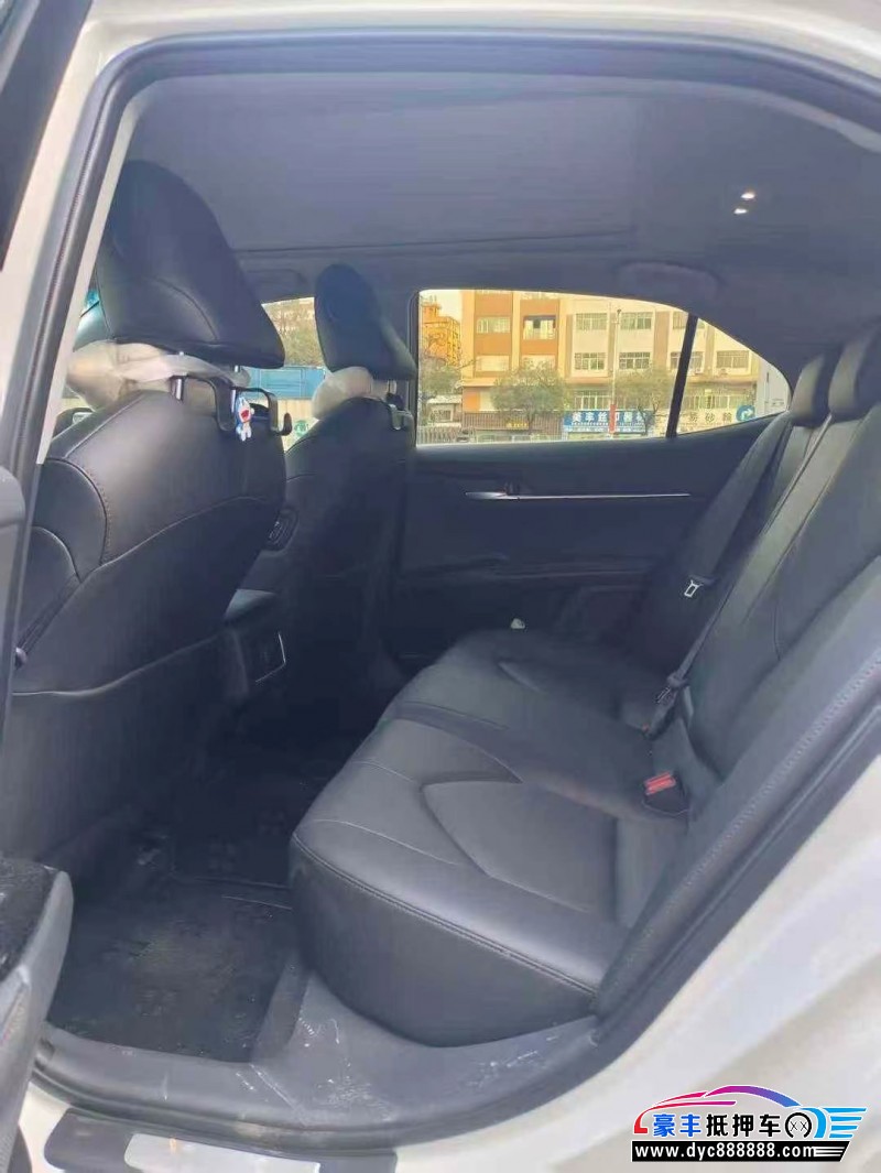 24年丰田凯美瑞轿车抵押车出售