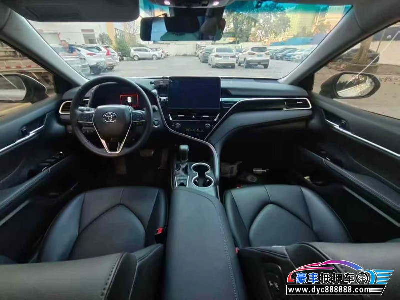 24年丰田凯美瑞轿车抵押车出售