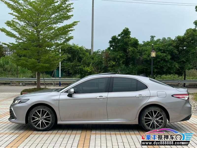 23年丰田凯美瑞轿车抵押车出售