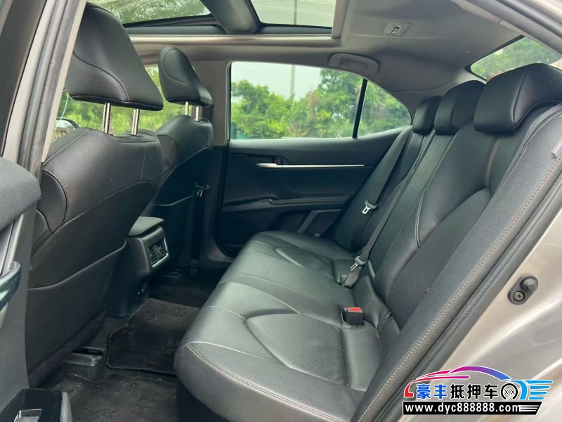 23年丰田凯美瑞轿车抵押车出售