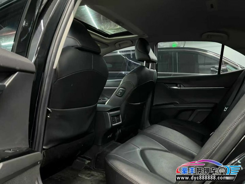 23年丰田凯美瑞轿车抵押车出售