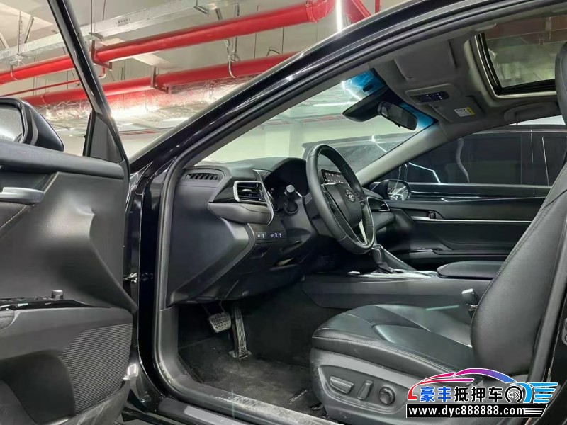 23年丰田凯美瑞轿车抵押车出售