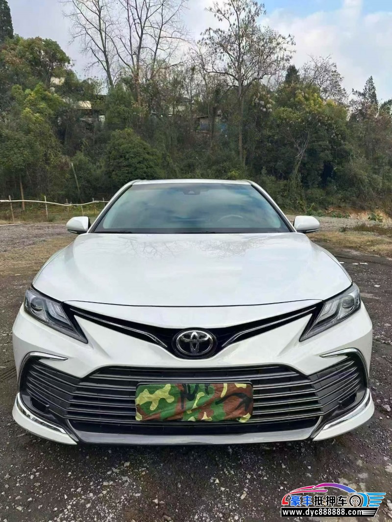 22年丰田凯美瑞轿车抵押车出售