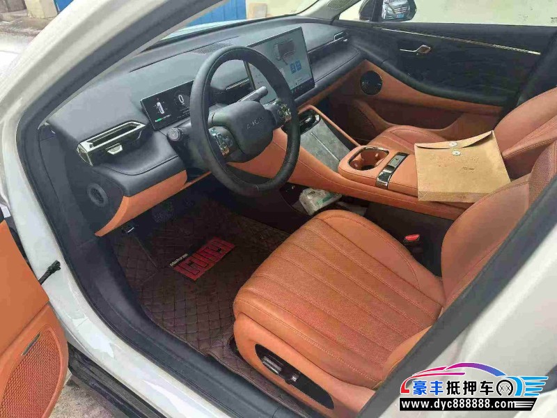 25年埃安RT轿车抵押车出售